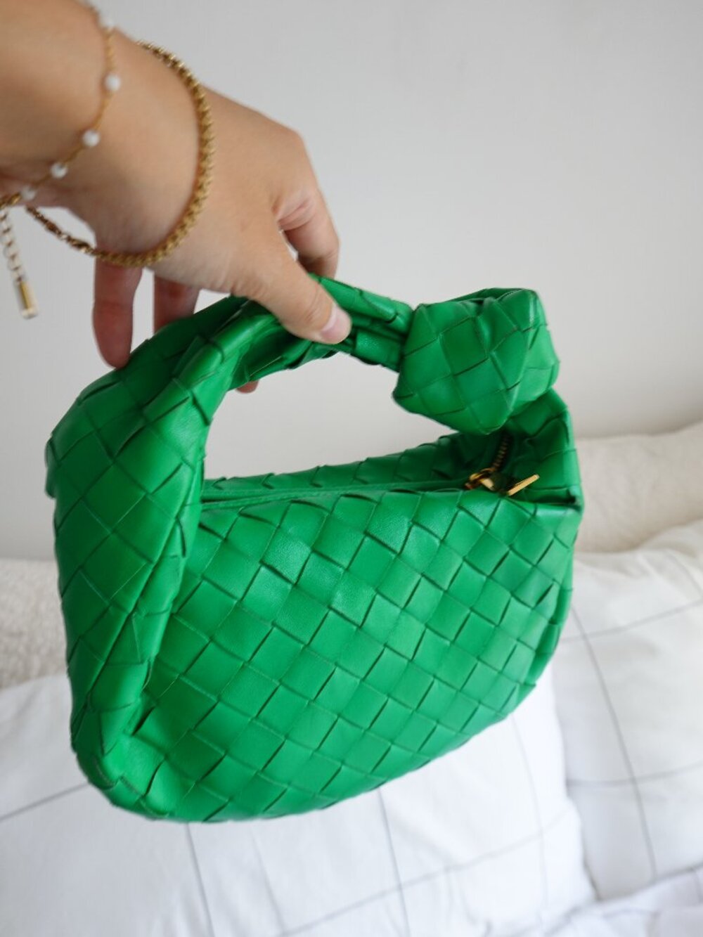 Bottega Veneta Mini Jodie Bag in Green Parakeet - Picture 3 of 16